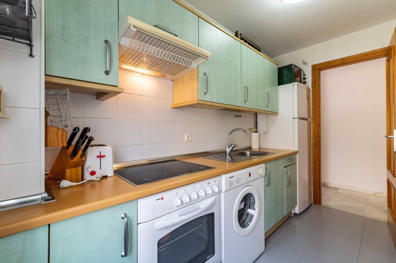Fuengirola Los Boliches Paseo Maritimo Rey De Espana Esquina Lope De Vega 1 Dormitorio Mas Sofa Cama Salon Mas Cama Supletoria المظهر الخارجي الصورة