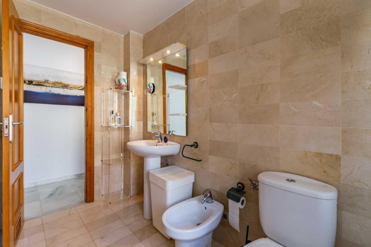 Fuengirola Los Boliches Paseo Maritimo Rey De Espana Esquina Lope De Vega 1 Dormitorio Mas Sofa Cama Salon Mas Cama Supletoria المظهر الخارجي الصورة