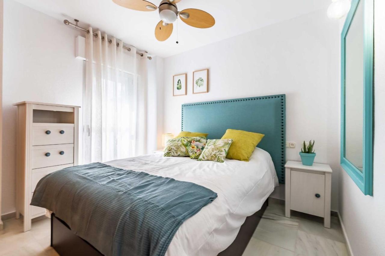 Fuengirola Los Boliches Paseo Maritimo Rey De Espana Esquina Lope De Vega 1 Dormitorio Mas Sofa Cama Salon Mas Cama Supletoria المظهر الخارجي الصورة